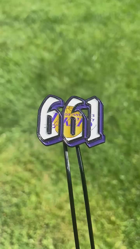 661 Pin Lakers