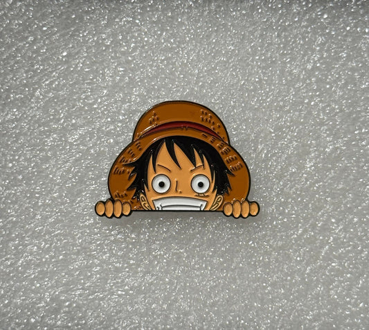 Luffy Peeking