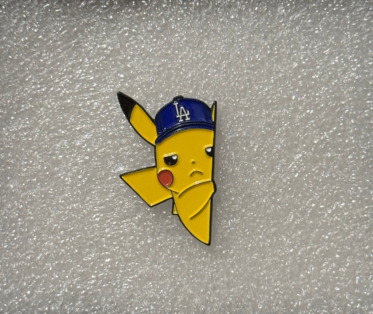 Dodger Pikachu Peeking